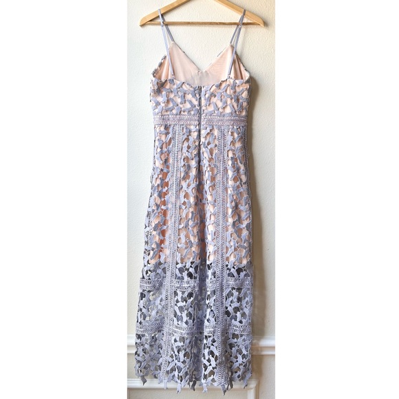 Elliatt Tingle Floral Crochet Lace Overlay Midi Dress Lilac Grey Purple Nude M - Picture 9 of 16